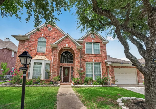 Photo 1 of Single family home for sale at 12318 Shadow Green Dr, Houston, TX 77082 | MLS# 96319726 | Listing updated on 2026-09-03