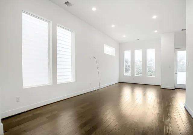 Photo 4 of Single family home for sale at 6322 Culberson St, Houston, TX 77021 | MLS# 58353864 | Listing updated on 2026-08-21