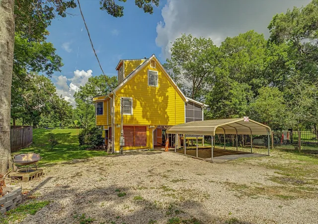 Homes for sale in Liberty, TX | 1723 County Road 1333, Liberty, TX 77575 | MLS# 73414118