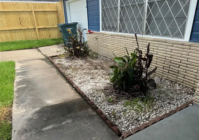Photo 3 of Single family home for sale at 5480 Thames, Beaumont, TX 77708 | MLS# 86587704 | Listing updated on 2026-07-31