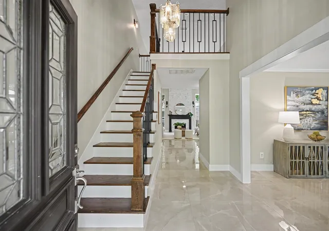 Photo 2 of Single family home for sale at 98 Breezy Point Pl, Spring, TX 77381 | MLS# 84157091 | Listing updated on 2026-08-29