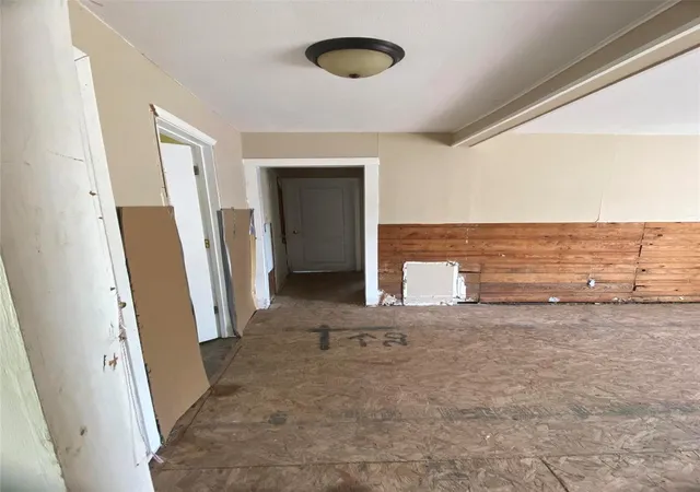 3rd image of 4605 Dakota St, Dickinson, TX 77539 | MLS# 30506446