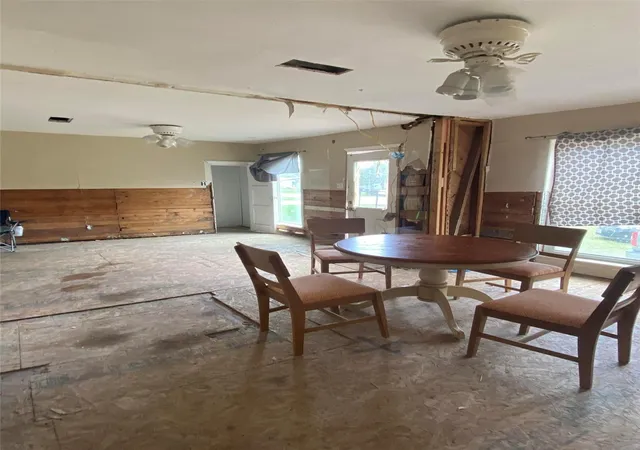 4th image of 4605 Dakota St, Dickinson, TX 77539 | MLS# 30506446