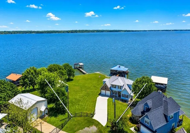 3rd image of 237 Vivian Rd, Onalaska, TX 77360 | MLS# 72934256