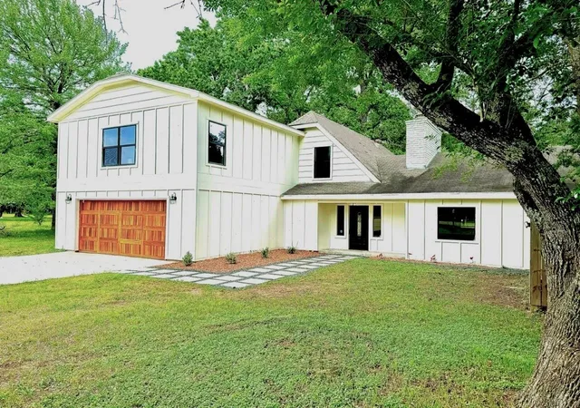 Photo 3 of Single family home for sale at 32606 Glenda Dr, Magnolia, TX 77354 | MLS# 47809074 | Listing updated on 2026-10-09