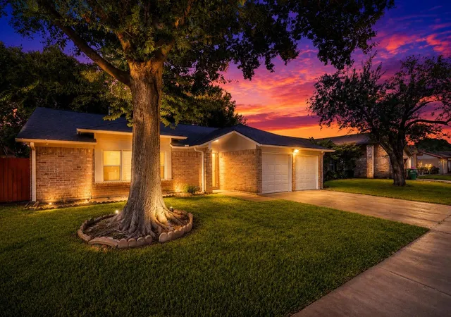 4th image of 12019 Plumbrook Dr, Houston, TX 77099 | MLS# 10997116