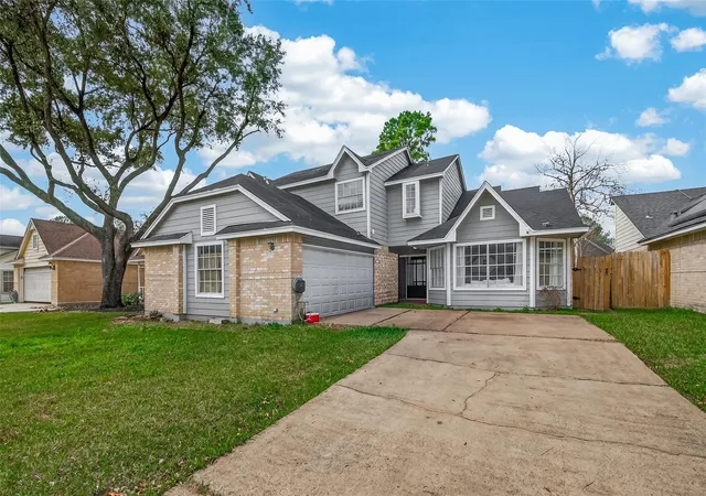 Photo 3 of Single family home for sale at 3214 Meadway Dr, Houston, TX 77082 | MLS# 36225732 | Listing updated on 2026-08-13