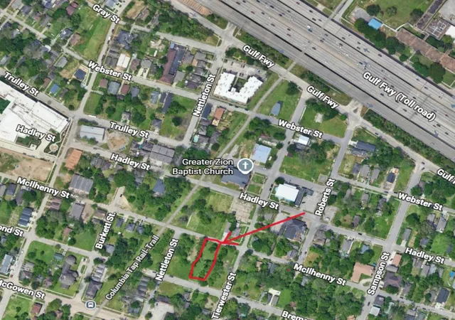 Photo 3 of Land for sale at 3212 Mcilhenny St, Houston, TX 77004 | MLS# 47101893 | Listing updated on 2026-09-12