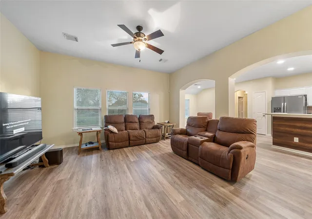 Homes for sale in Hempstead, TX | 118 Pin Oak Ln, Hempstead, TX 77445 | MLS# 79372382