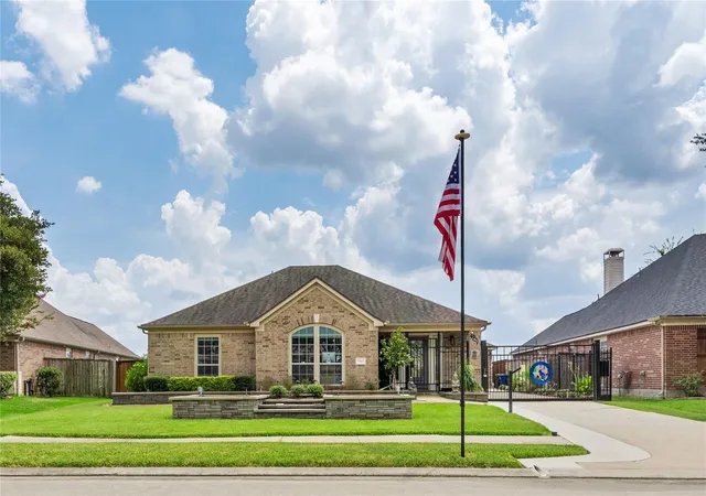 Photo 1 of Single family home for sale at 9542 Bearden Crk Ln, Humble, TX 77396 | MLS# 43287893 | Listing updated on 2026-09-19