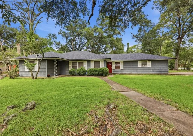 Homes for sale in Beaumont, TX | 3495 Redwood Dr, Beaumont, TX 77703 | MLS# 41554871