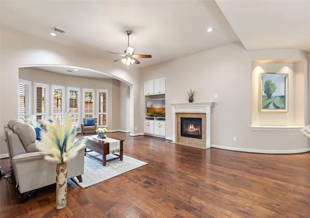 Photo 4 of Single family home for sale at 17302 Pipestone Point Ct, Humble, TX 77346 | MLS# 2974054 | Listing updated on 2026-09-08
