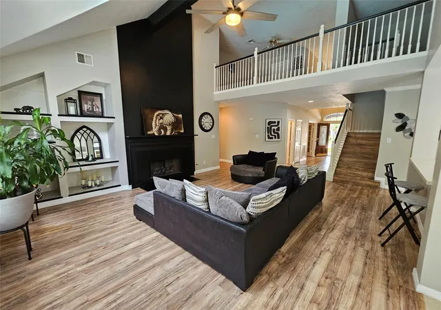 2nd image of 25606 Valley Springs Pl, Spring, TX 77373 | MLS# 53346679