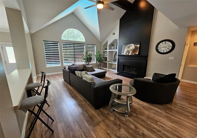 3rd image of 25606 Valley Springs Pl, Spring, TX 77373 | MLS# 53346679