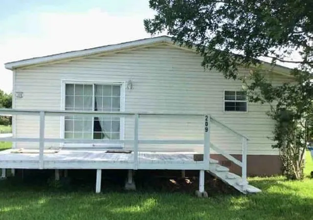 1st image of 209 4th St, Valley View, TX 76272 | MLS# 47208516