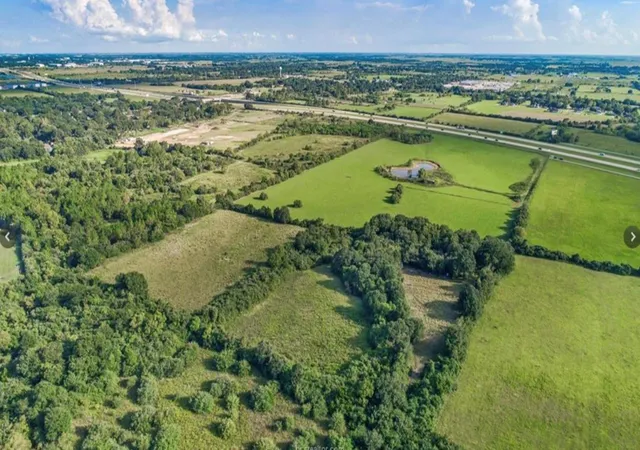 5th image of 45110 Frontage Tract 1 Rd, Hempstead, TX 77445 | MLS# 84606251