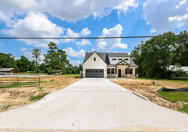 2nd image of 8806 Dogwood Dr, Tomball, TX 77375 | MLS# 39075686