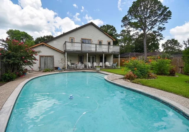 4th image of 5504 Sycamore Dr, Dickinson, TX 77539 | MLS# 2796851