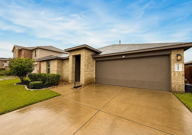Photo 3 of Single family home for sale at 14849 Prickly Pear Cvs, Magnolia, TX 77354 | MLS# 64427464 | Listing updated on 2026-09-27