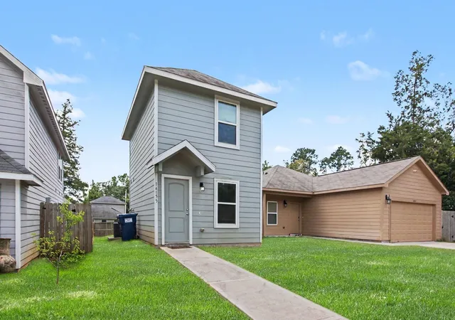 2nd image of 14855 Burnett Ln, Willis, TX 77378 | MLS# 74045792