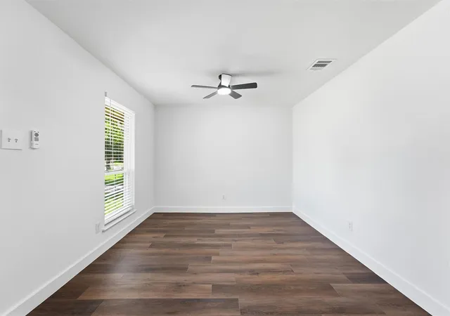 Photo 3 of Sale Pending at 7627 Kellwood Dr, Houston, TX 77040 | MLS# 59645791 | Listing updated on 2026-09-10