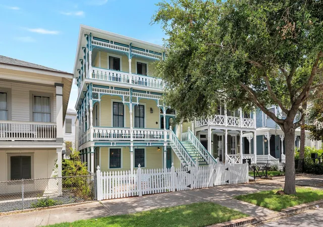 Photo 1 of Single family home for sale at 1724 S Ball St, Galveston, TX 77550 | MLS# 57933364 | Listing updated on 2026-09-16