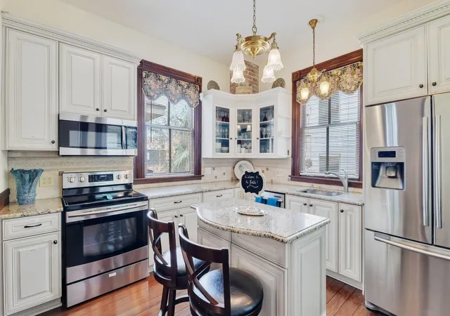 Photo 3 of Single family home for sale at 1724 S Ball St, Galveston, TX 77550 | MLS# 57933364 | Listing updated on 2026-09-16