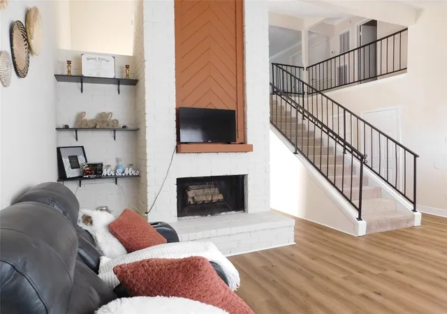 Photo 3 of Single family home for sale at 16518 Quail Briar Dr, Houston, TX 77489 | MLS# 96938624 | Listing updated on 2026-09-20