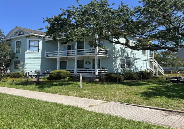 2nd image of 3525 Avenue Q, Galveston, TX 77550 | MLS# 65812055