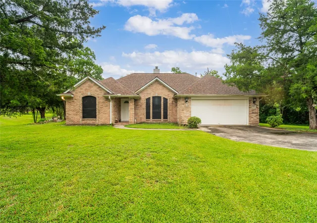 Photo 1 of Sale Pending at 11506 Tri City Beach Rd, Baytown, TX 77520 | MLS# 20033103 | Listing updated on 2026-09-15