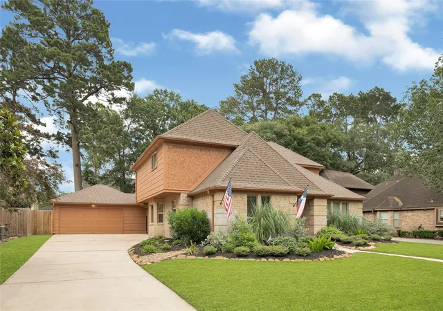 Photo 2 of Single family home for sale at 12926 Lake Mist Dr, Cypress, TX 77429 | MLS# 7992008 | Listing updated on 2026-09-12