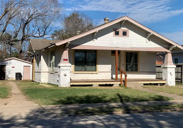 14th image of 206 Cosmos St, Houston, TX 77009 | MLS# 11631106