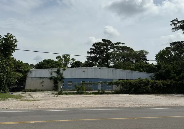 5th image of 1922 W Main St, Baytown, TX 77520 | MLS# 12159108