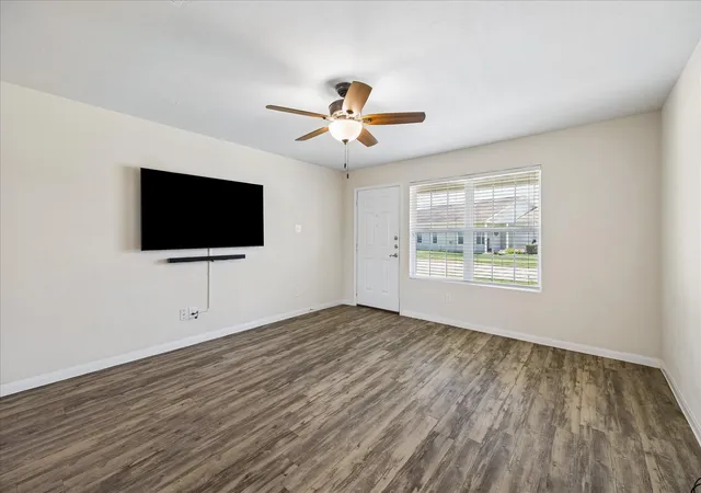 5th image of 10122 Cobbler Ln, Tomball, TX 77375 | MLS# 28191841