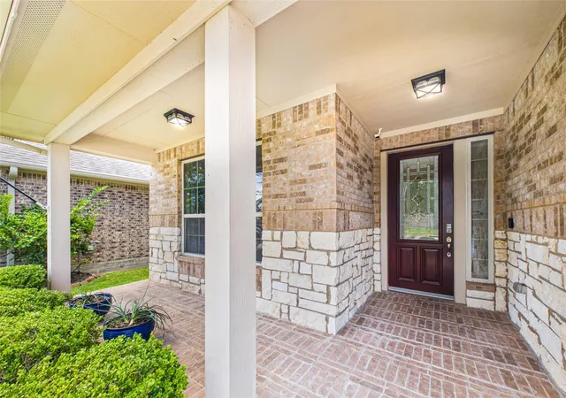 5th image of 2135 Llerena Ln, League City, TX 77573 | MLS# 13718040
