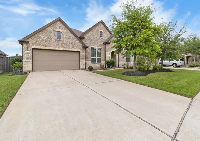 3rd image of 6714 Cottonwood Crest Ln, Katy, TX 77493 | MLS# 30222502