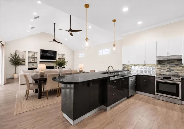 Photo 2 of Single family home for sale at 25718 Muirfield Bnd Ct, Spring, TX 77389 | MLS# 4819250 | Listing updated on 2026-08-23