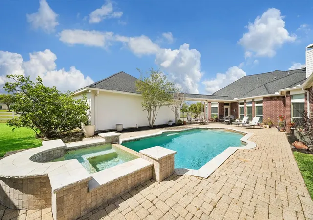 2nd image of 6042 Blackberry Cove Lane, Richmond, TX 77469 | MLS# 54011873