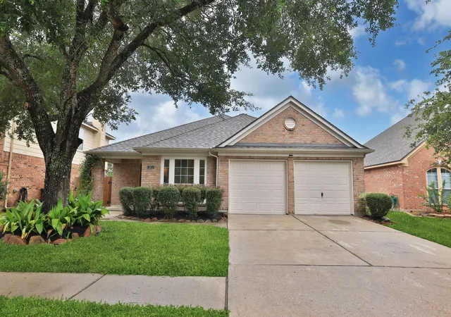 Photo 1 of Single family home for sale at 4814 Mosaic Cyn Ct, Humble, TX 77396 | MLS# 76039288 | Listing updated on 2026-09-17