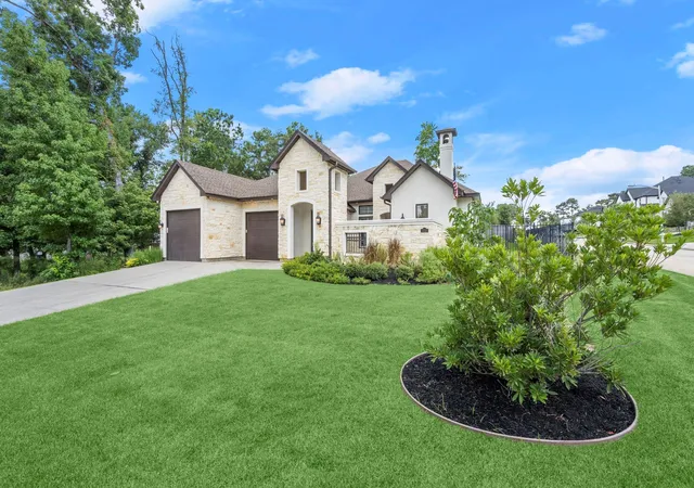 5th image of 1715 Mission Oaks Ct, Conroe, TX 77304 | MLS# 98350770