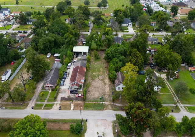 Photo 4 of Land for sale at 8613 Lavender St, Houston, TX 77016 | MLS# 40741811 | Listing updated on 2026-07-07