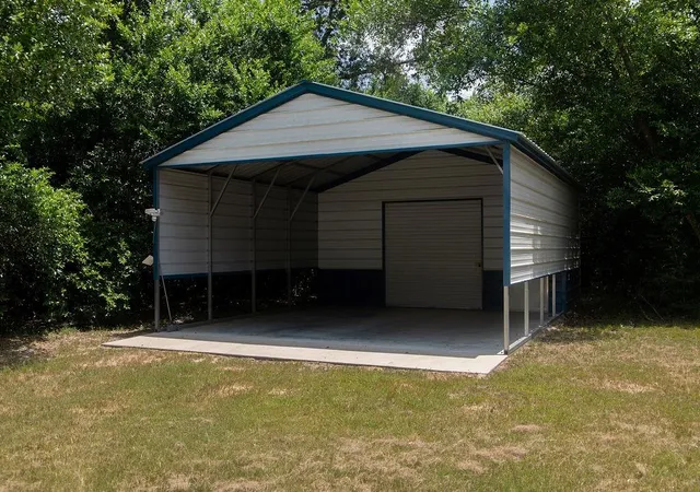 Photo 2 of Single family home for sale at 22375 Highway 105, Cleveland, TX 77328 | MLS# 73587845 | Listing updated on 2026-07-02