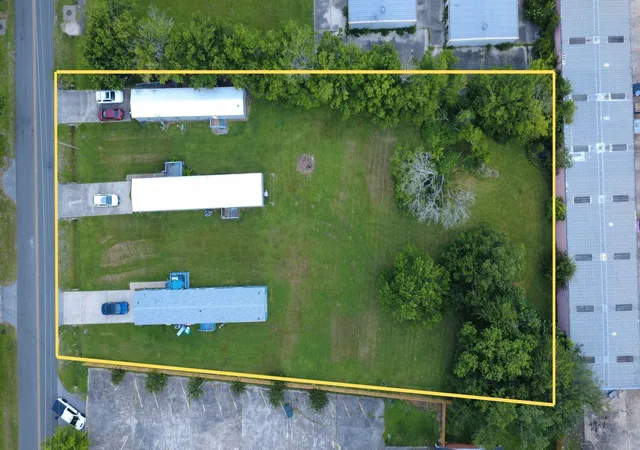 3rd image of 104, 106, 108 Bob Smith Rd, Baytown, TX 77521 | MLS# 5813646