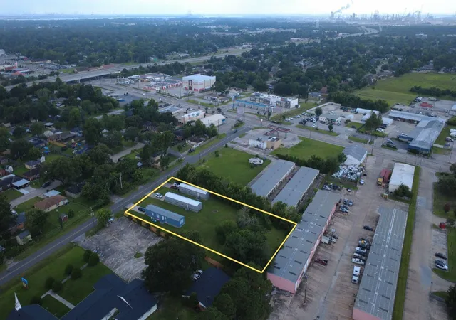 4th image of 104, 106, 108 Bob Smith Rd, Baytown, TX 77521 | MLS# 5813646