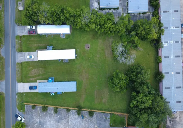 5th image of 104, 106, 108 Bob Smith Rd, Baytown, TX 77521 | MLS# 5813646