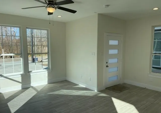 Photo 2 of Single family home for sale at 326 Connecticut St, Houston, TX 77029 | MLS# 54625078 | Listing updated on 2026-08-19