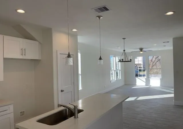 Photo 3 of Single family home for sale at 326 Connecticut St, Houston, TX 77029 | MLS# 54625078 | Listing updated on 2026-08-19