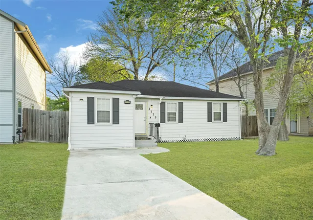 1st image of 4529 Perry St, Houston, TX 77021 | MLS# 15661281