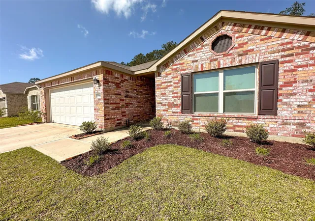 Photo 2 of Single family home for sale at 9961 Spring Crk Rd, Cleveland, TX 77327 | MLS# 76052109 | Listing updated on 2026-07-08