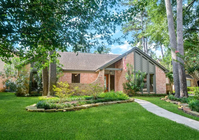 Photo 2 of Sale Pending at 5511 Nodaway Ln, Spring, TX 77379 | MLS# 75373240 | Listing updated on 2026-09-14